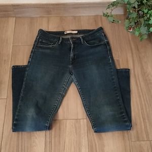 Levi's Mid Rise Skinny Jeans
